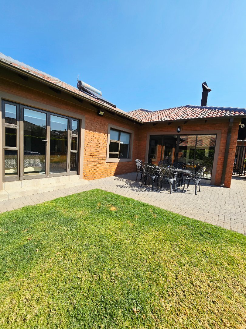 3 Bedroom Property for Sale in Wilkoppies North West